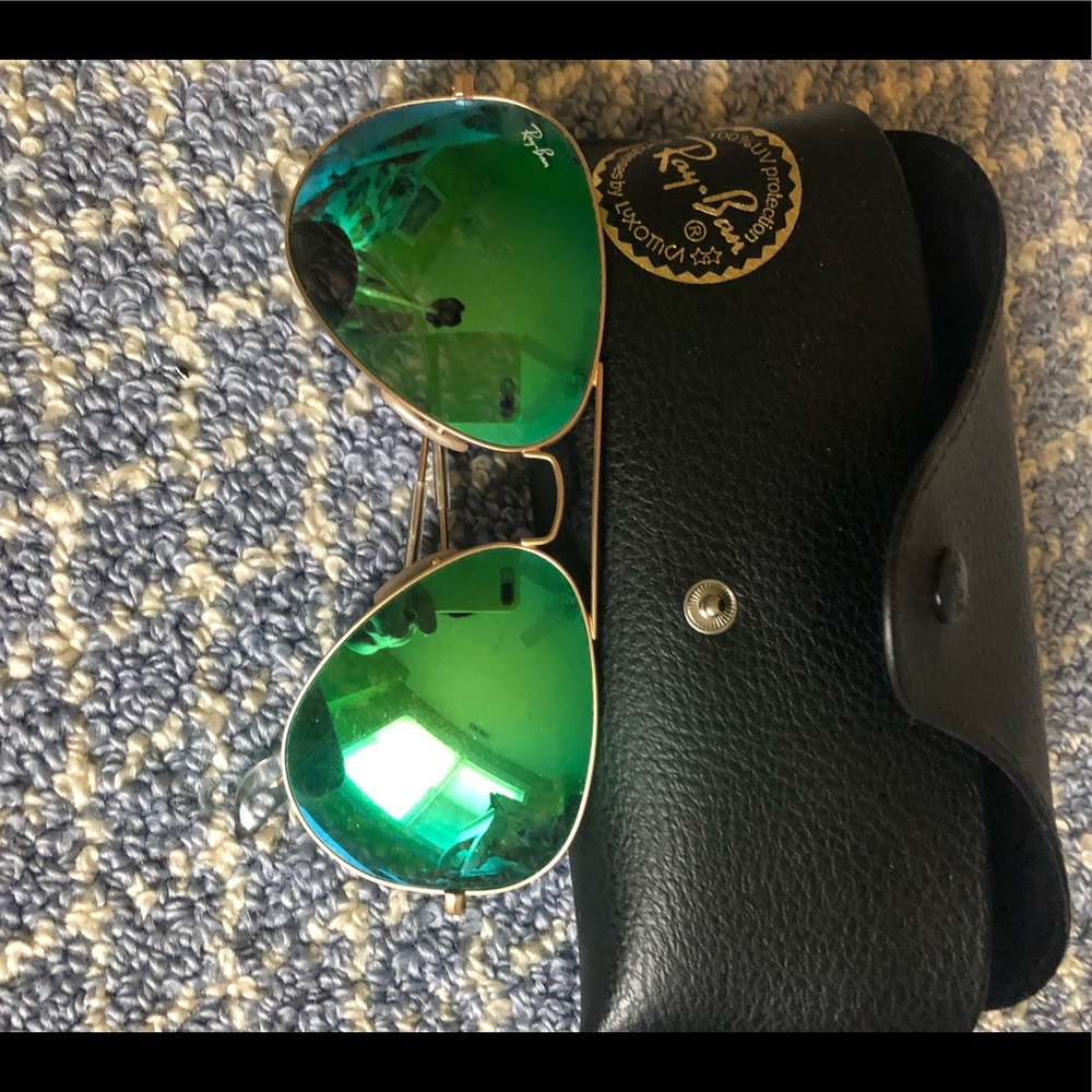 Ray ban green mirror sunglasses